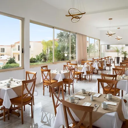 Ramada & By Wyndham 4*