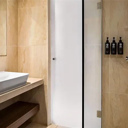 Отель Ramada & By Wyndham