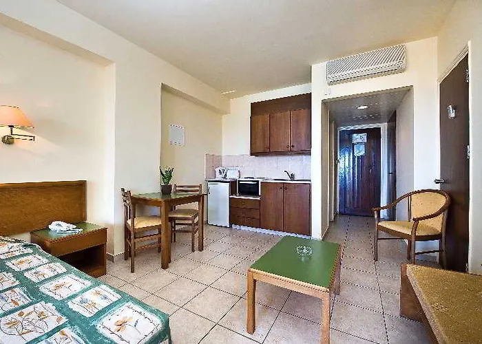 Ramada & By Wyndham Hotell 4*