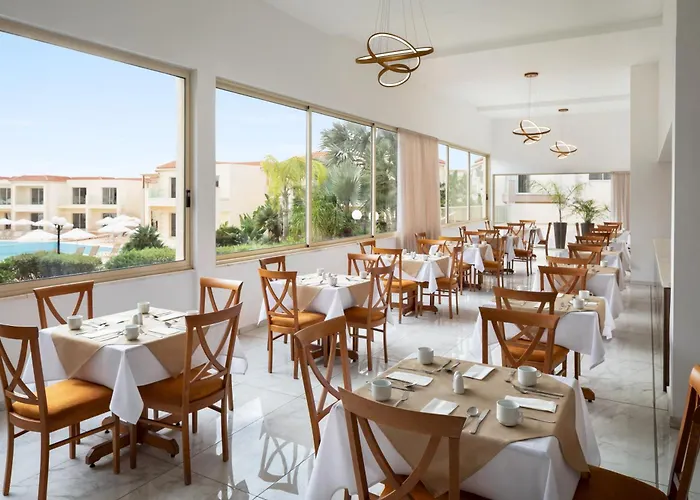 Ramada & By Wyndham 4*