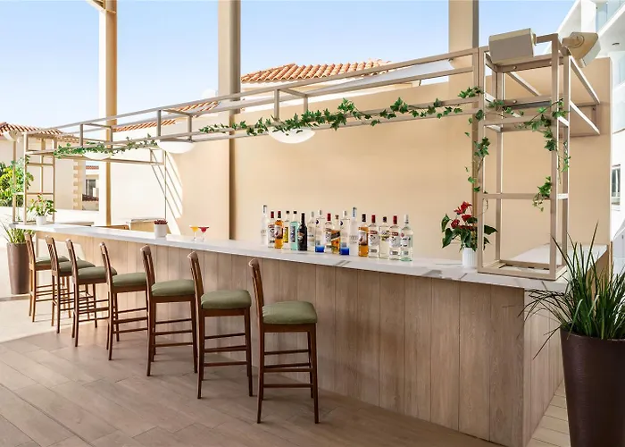 Ramada & By Wyndham Hotell Ayia Napa