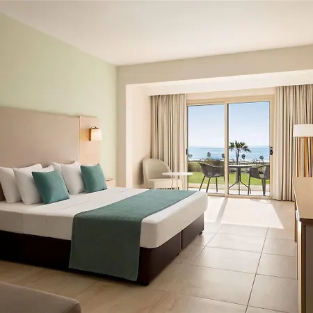 Hotel Ramada & By Wyndham 4*