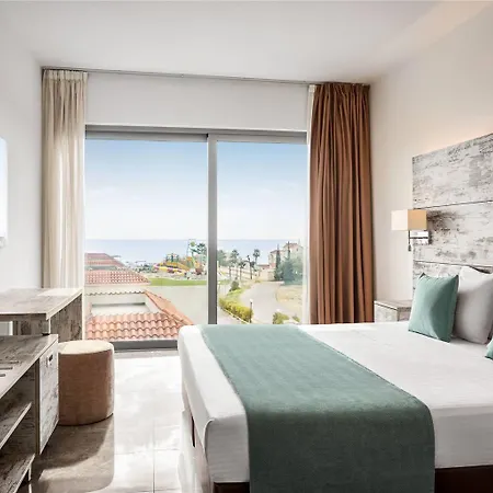 Ramada & By Wyndham Hotel 4*