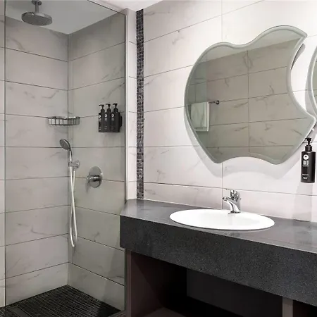 Ramada & By Wyndham Hotel 4*