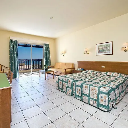 Ramada & By Wyndham Ayia Napa