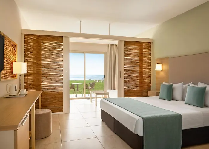 Ramada & By Wyndham 4* Ayia Napa