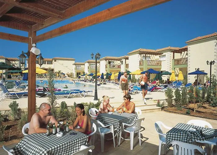 Ramada & By Wyndham Hotel