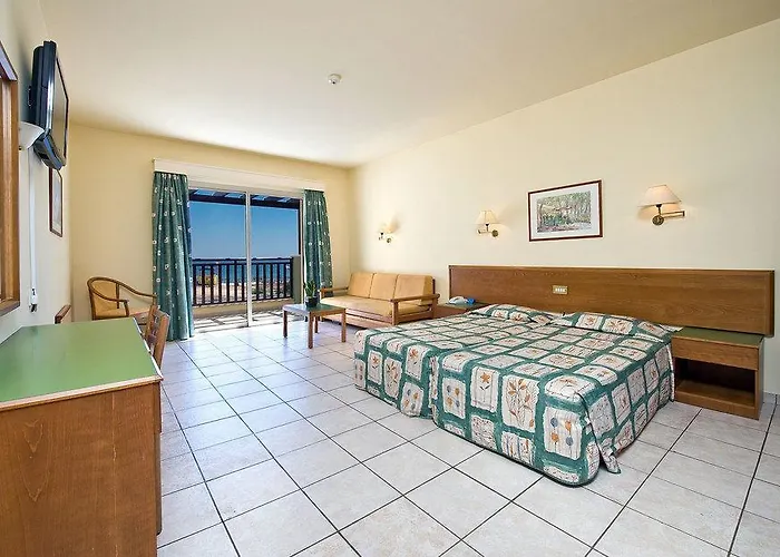 Ramada & By Wyndham Ayia Napa