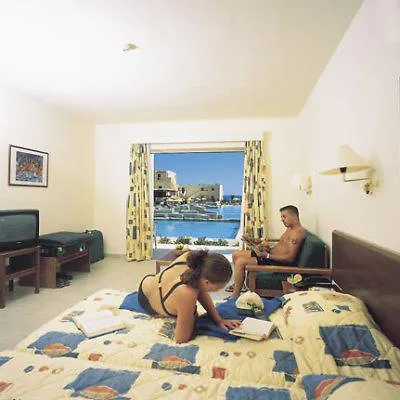 Ramada & By Wyndham Hotell